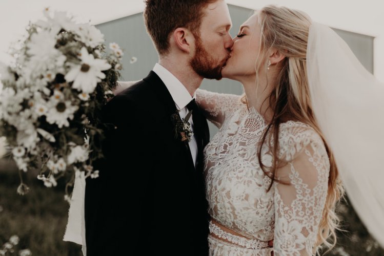 [Alyssa Luzaichg] Свадьбы (2018)_0.jpg